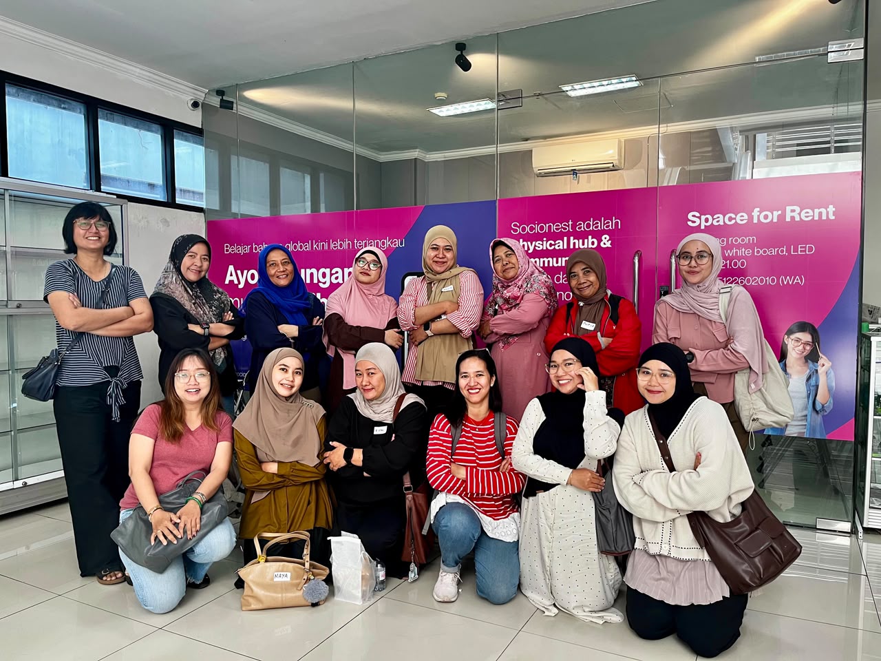 Batch SN 019 - Kelas English Conversation (Wanita)